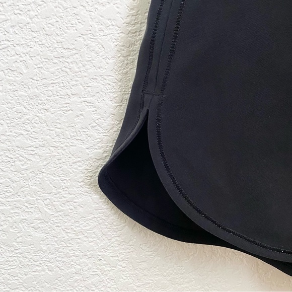 LULULEMON Athletica Black On The Fly Skirt Size 4 - Picture 11 of 16
